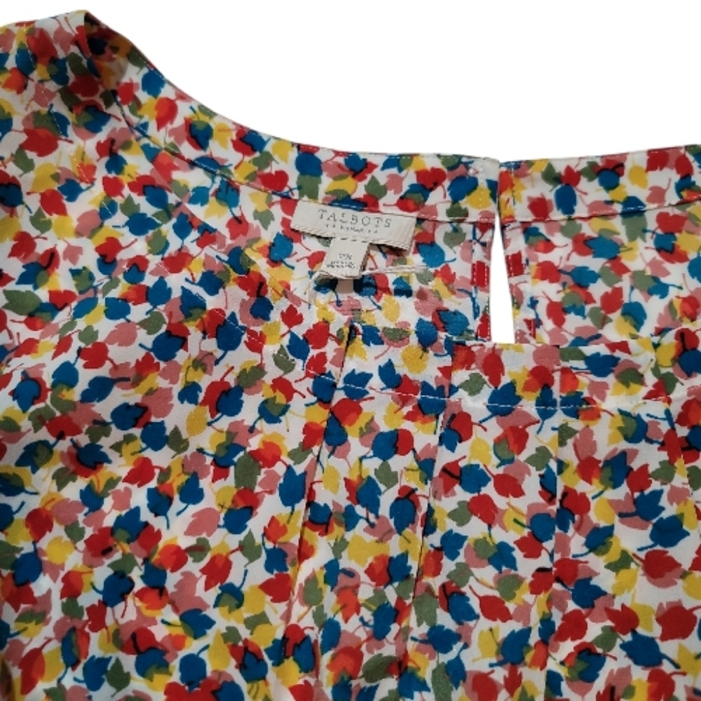 Talbots blouse leaf print pleated neckline boho office scandigirl